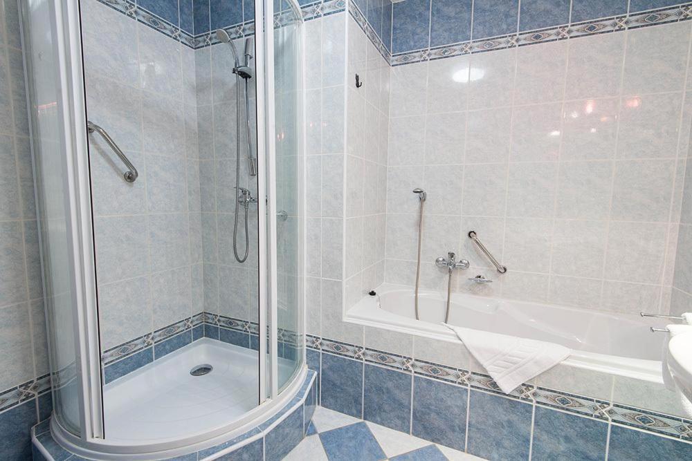 Monti Spa Frantiskovy Lazne Luaran gambar