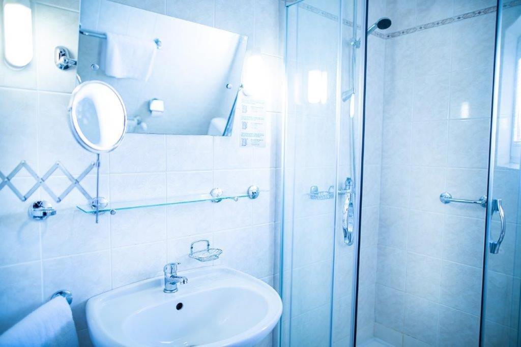 Monti Spa Frantiskovy Lazne Luaran gambar