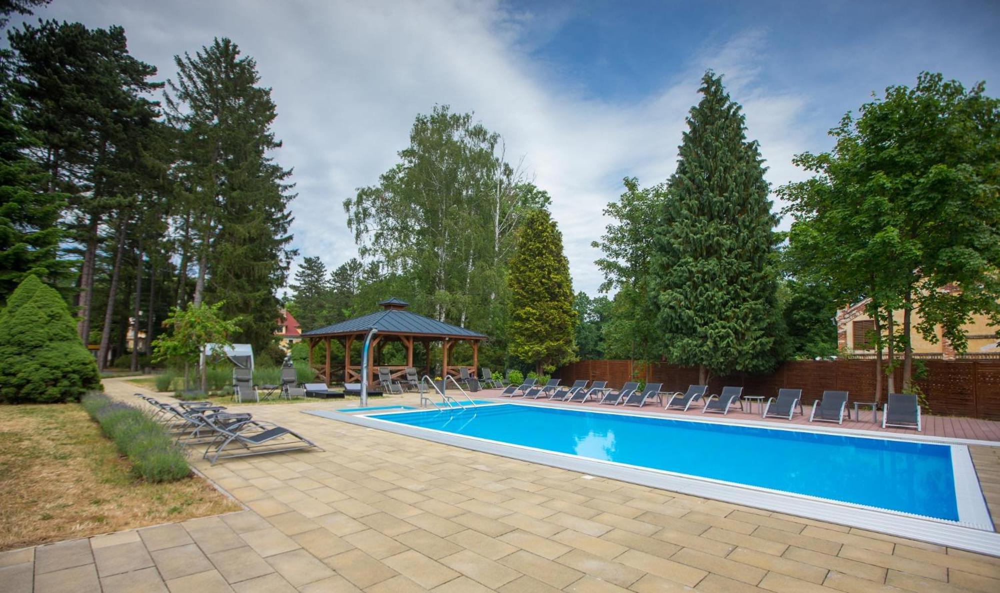 Monti Spa Frantiskovy Lazne Luaran gambar