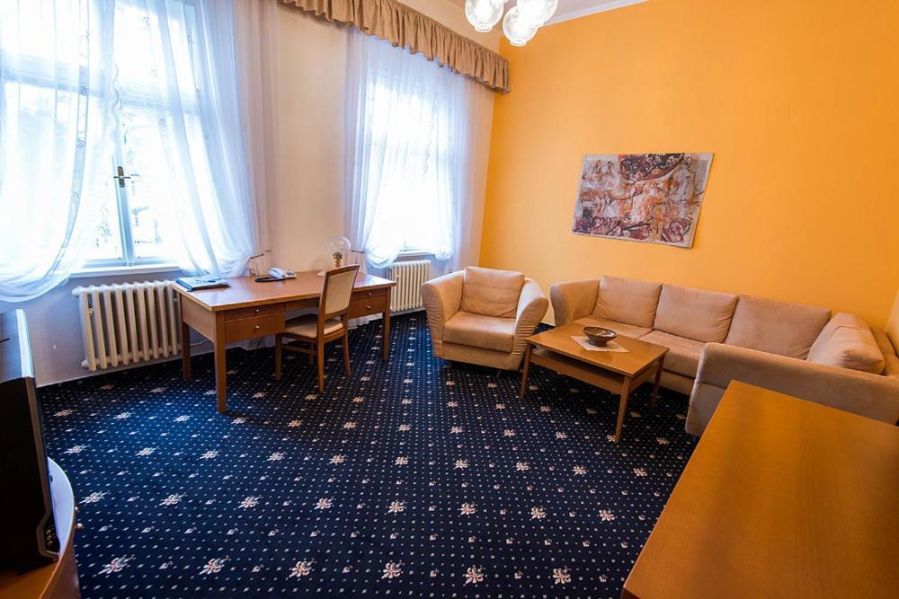 Monti Spa Frantiskovy Lazne Bilik gambar